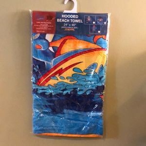 NWT Strand Hooded Beach Towel